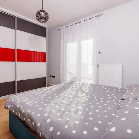 Apartment Hana *
