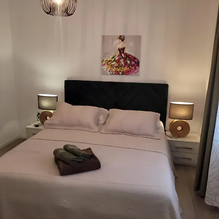 Hana Apartament